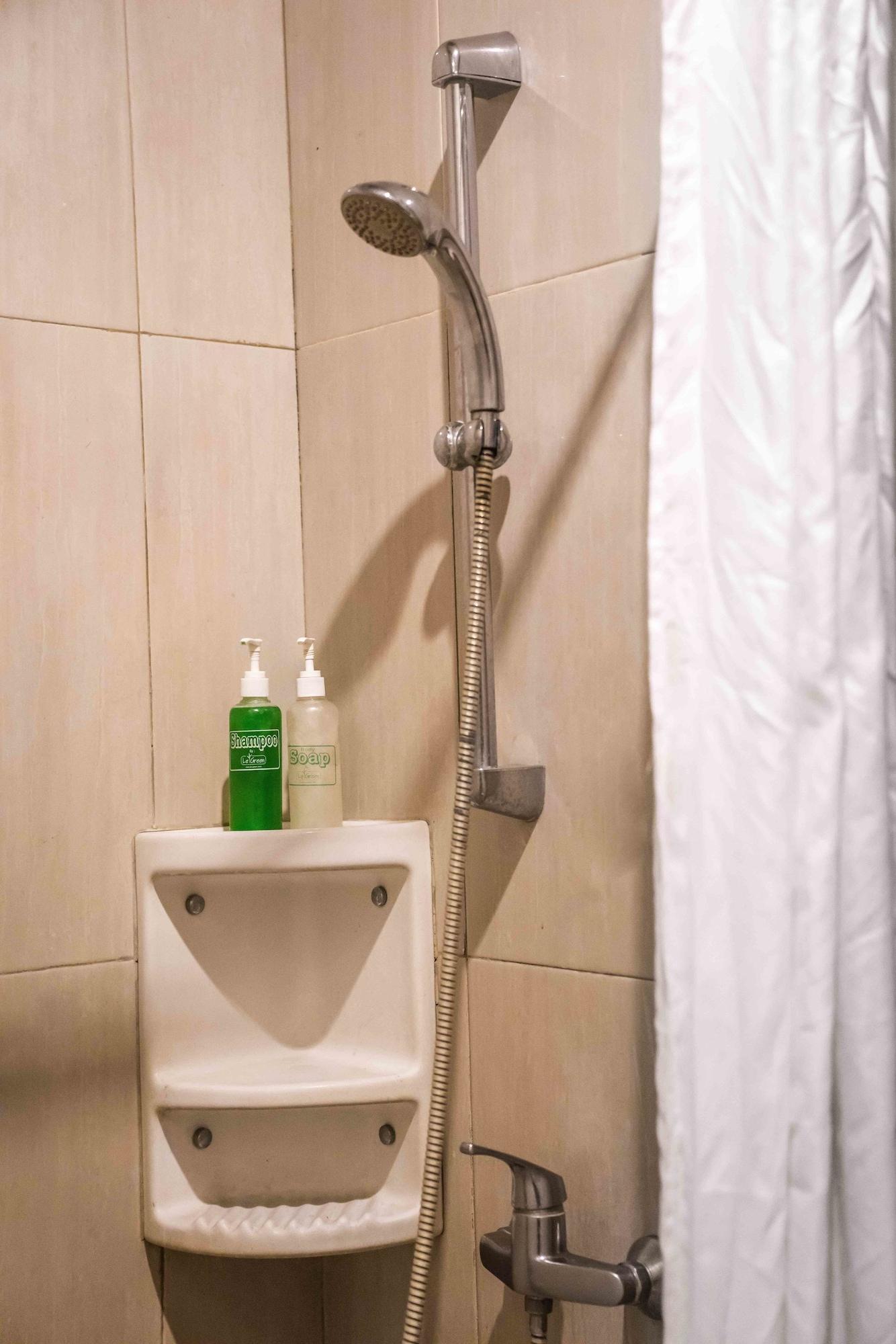 Legreen Suite Gatot Subroto Jakarta Exteriör bild