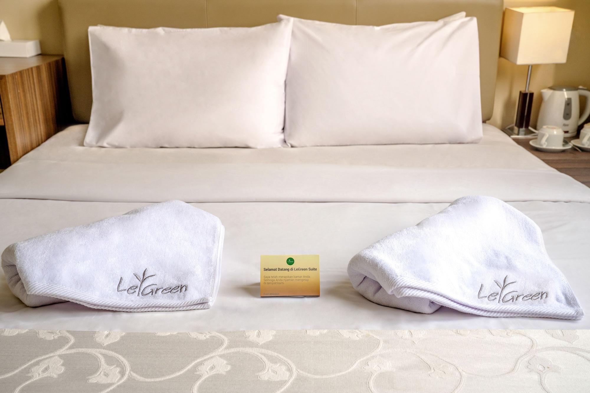 Legreen Suite Gatot Subroto Jakarta Exteriör bild