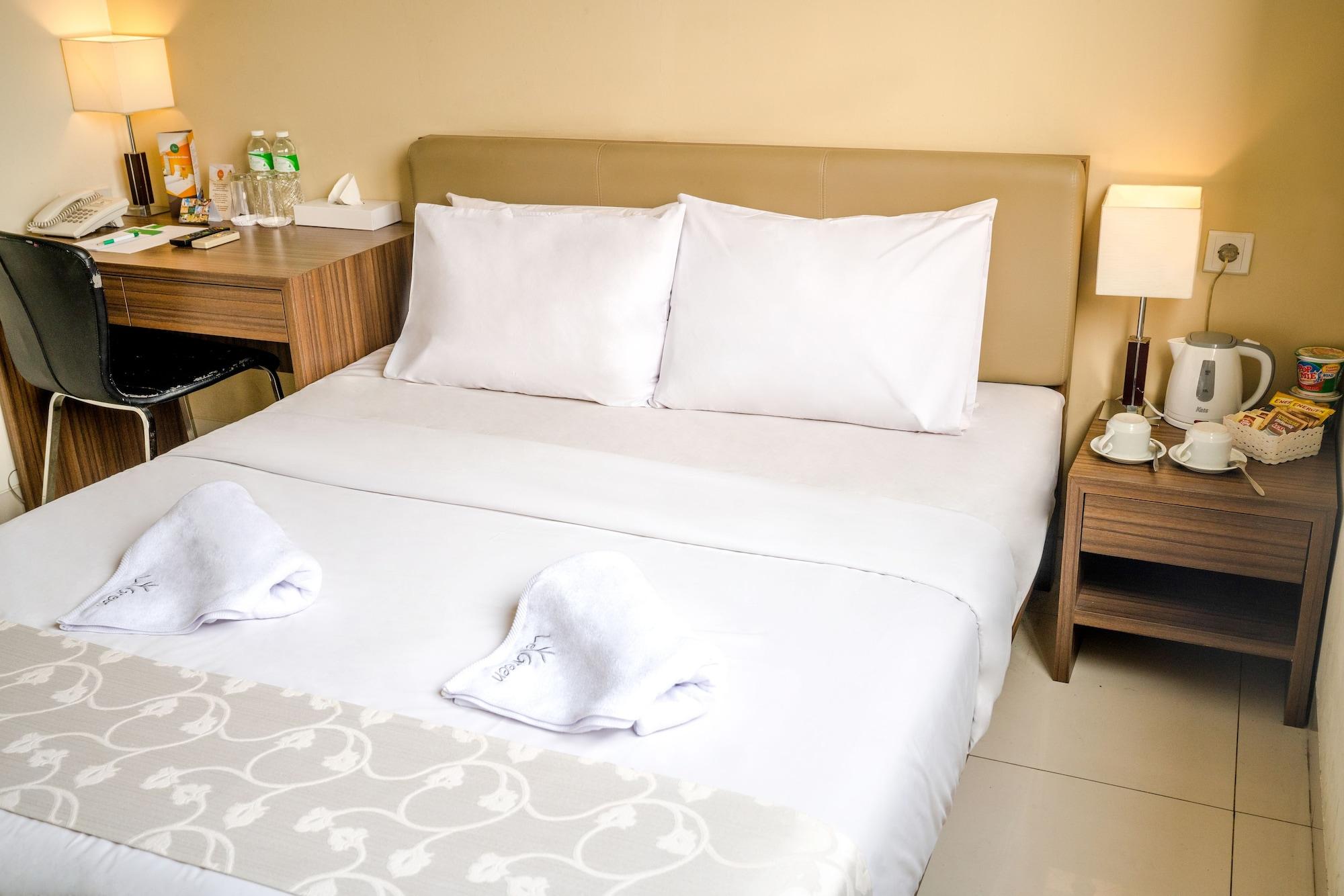 Legreen Suite Gatot Subroto Jakarta Exteriör bild