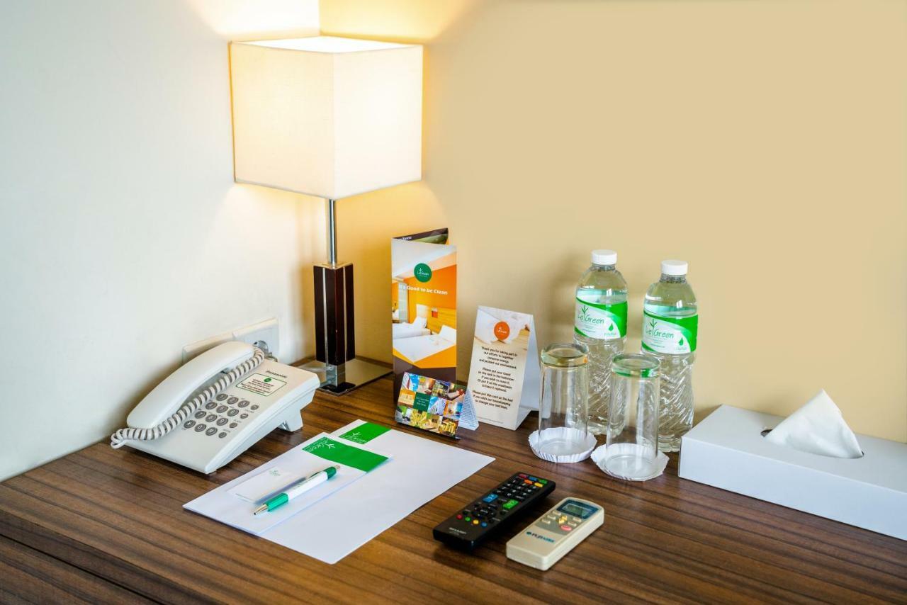 Legreen Suite Gatot Subroto Jakarta Exteriör bild